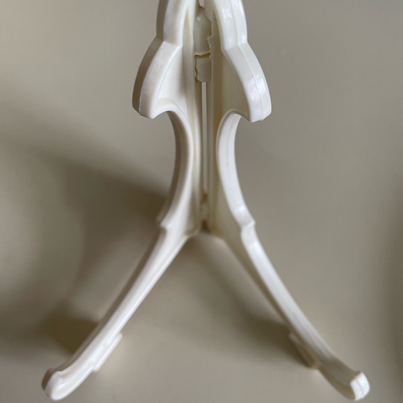 Sisters in Spirit. Vintage Avon collectible plate. - Picture 5 of 7